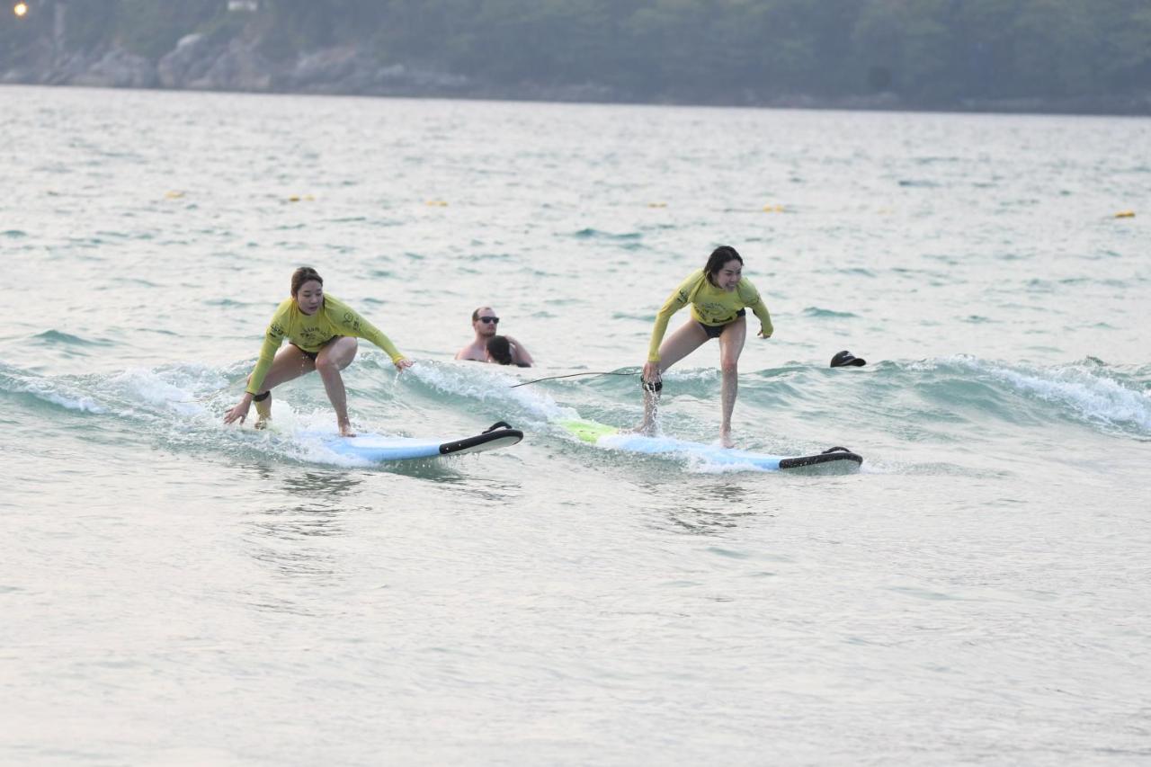 Hotel Baan Andaman Sea Surf à Patong Extérieur photo