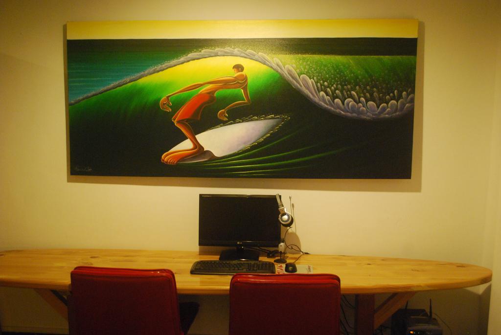 Hotel Baan Andaman Sea Surf à Patong Extérieur photo