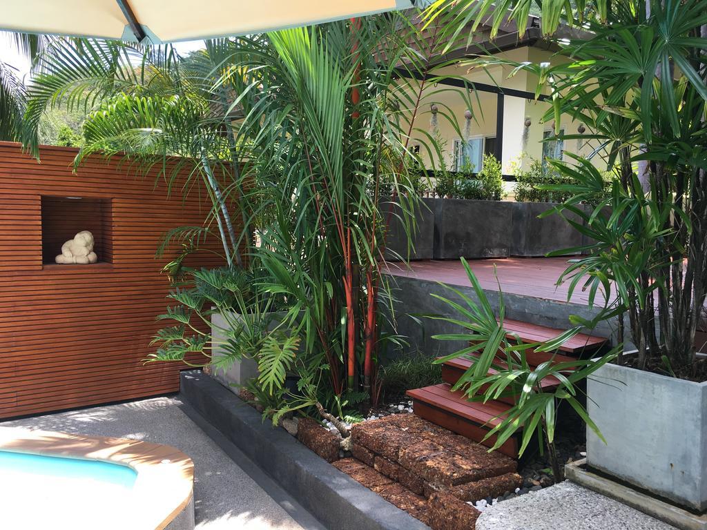 Hotel Baan Andaman Sea Surf à Patong Extérieur photo